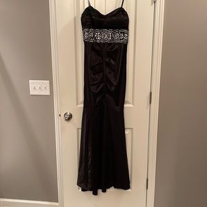 Beaded Black Mermaid Formal Dress